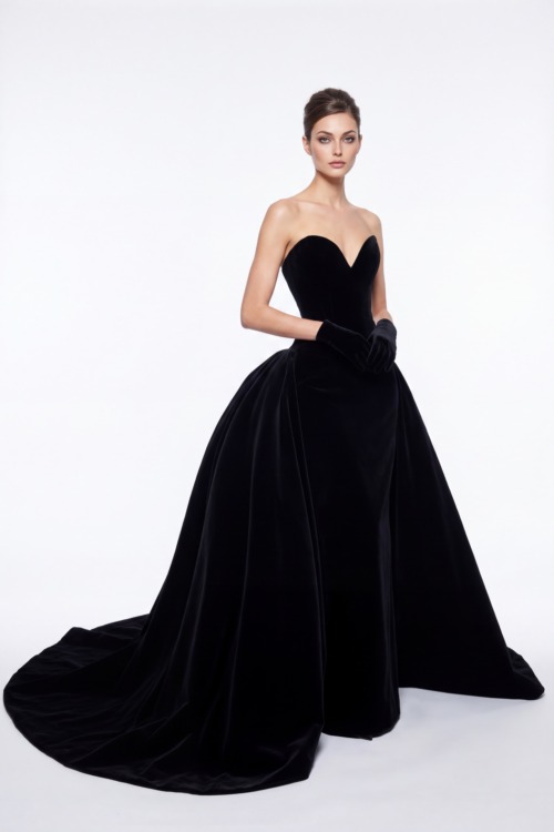 Black Velvet Strapless Sweetheart Neckline Ball Gown