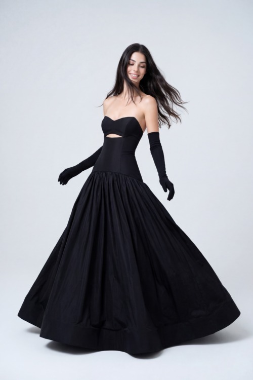 Black Strapless Sweetheart Cut-Out Full Skirt Ball Gown