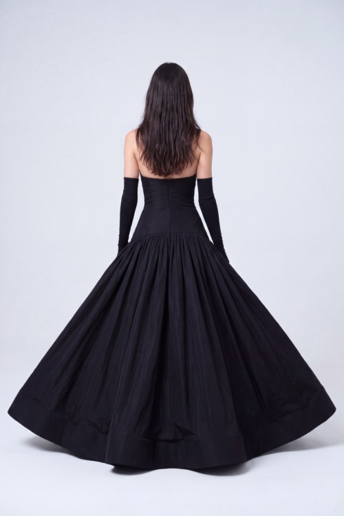 Black Strapless Sweetheart Cut-Out Full Skirt Ball Gown - 4